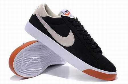 nike femme en daim nike femme en daim